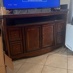 Tv Stand Hutch Great Condition 
