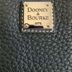 Dooney & Bourke 1975 Model Pebbled Leather Black Handbag