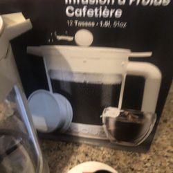 Bodum Bean Cold Brew Press and Iced Coffee Maker, 51 Ounce, White