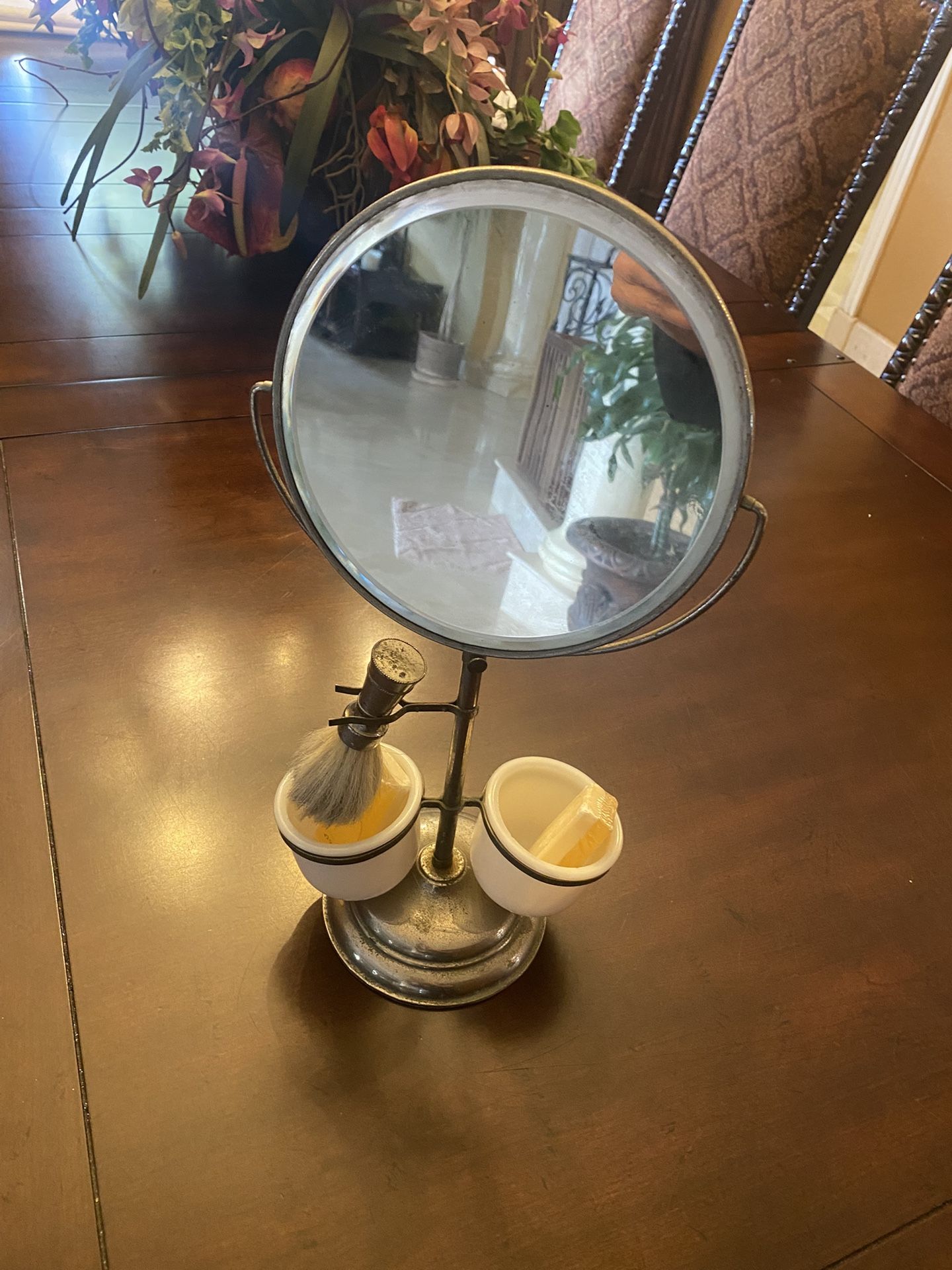 Mens Antique Shaving Stand