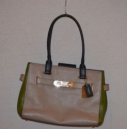 Authentic Coach Swagger Satchel