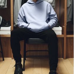 Brand New Men’s Alo Yoga Renown Heavy Weight Hoodie Size Medium  Frost Blue Limi