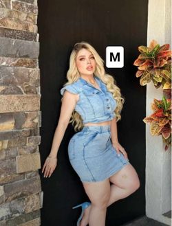 New Womens 2 Piece Set Size Medium 