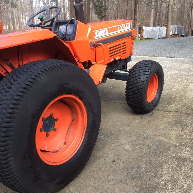 1990 KUBOTA L3250 tractor