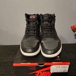 Air Jordan 1 Retro High OG Black