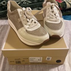 Michael Kors shoes size 6 1/2
