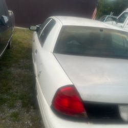 2008 Crown Vic Police Interceptor Parts And Or Whole 