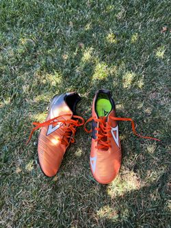 Pirma Cleats size 10