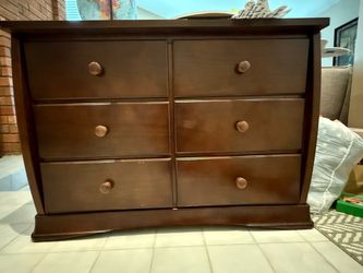 Delta 6 drawer dresser- Brown