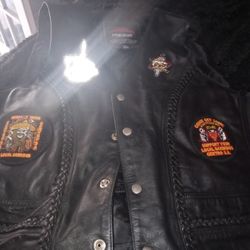 Men's Leather Vest Very Good Condition