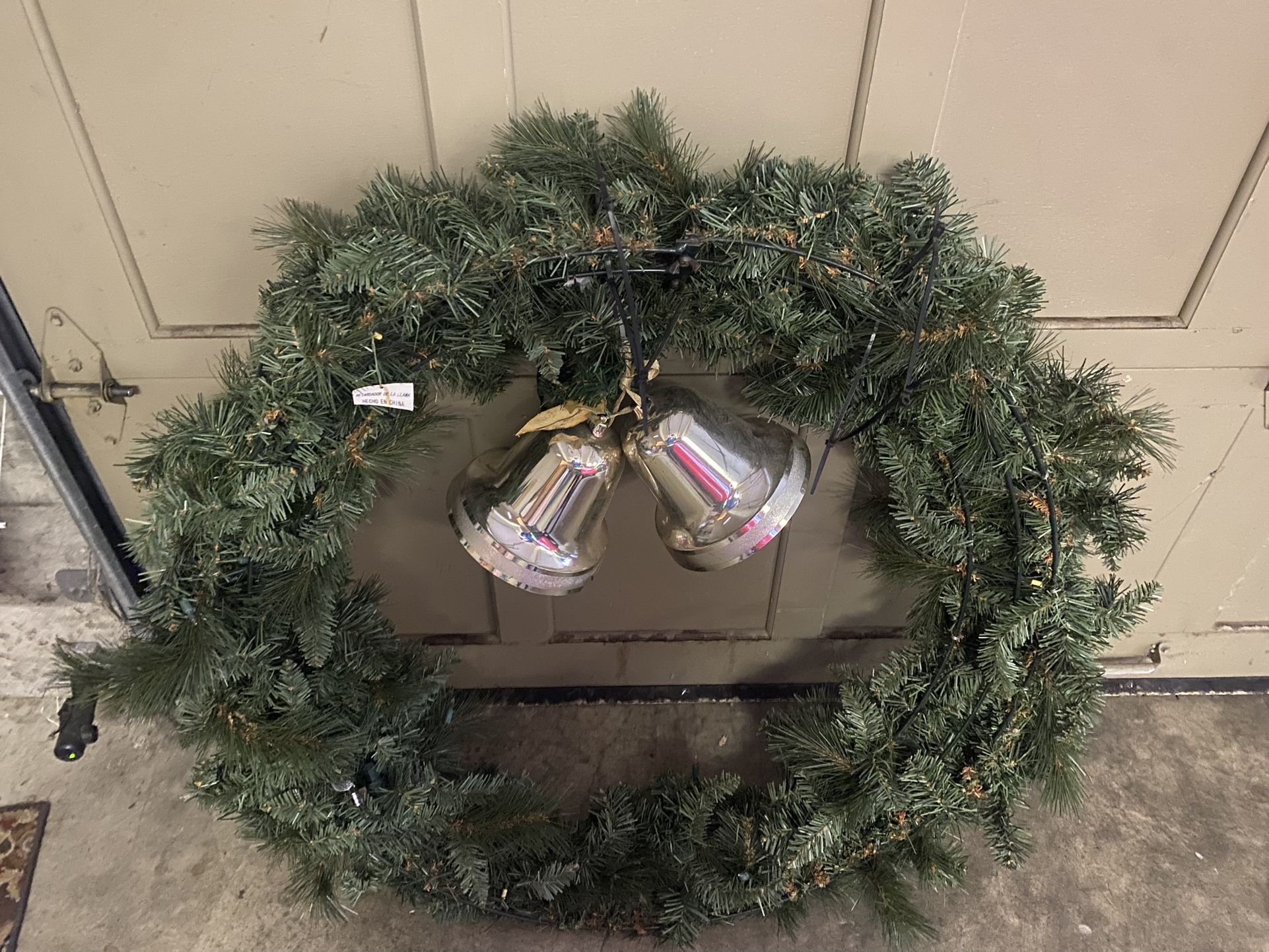 40” Christmas Wreath With 2 Big Bells