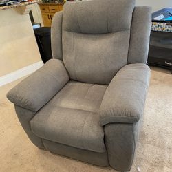 Used - Power Lift Recliner