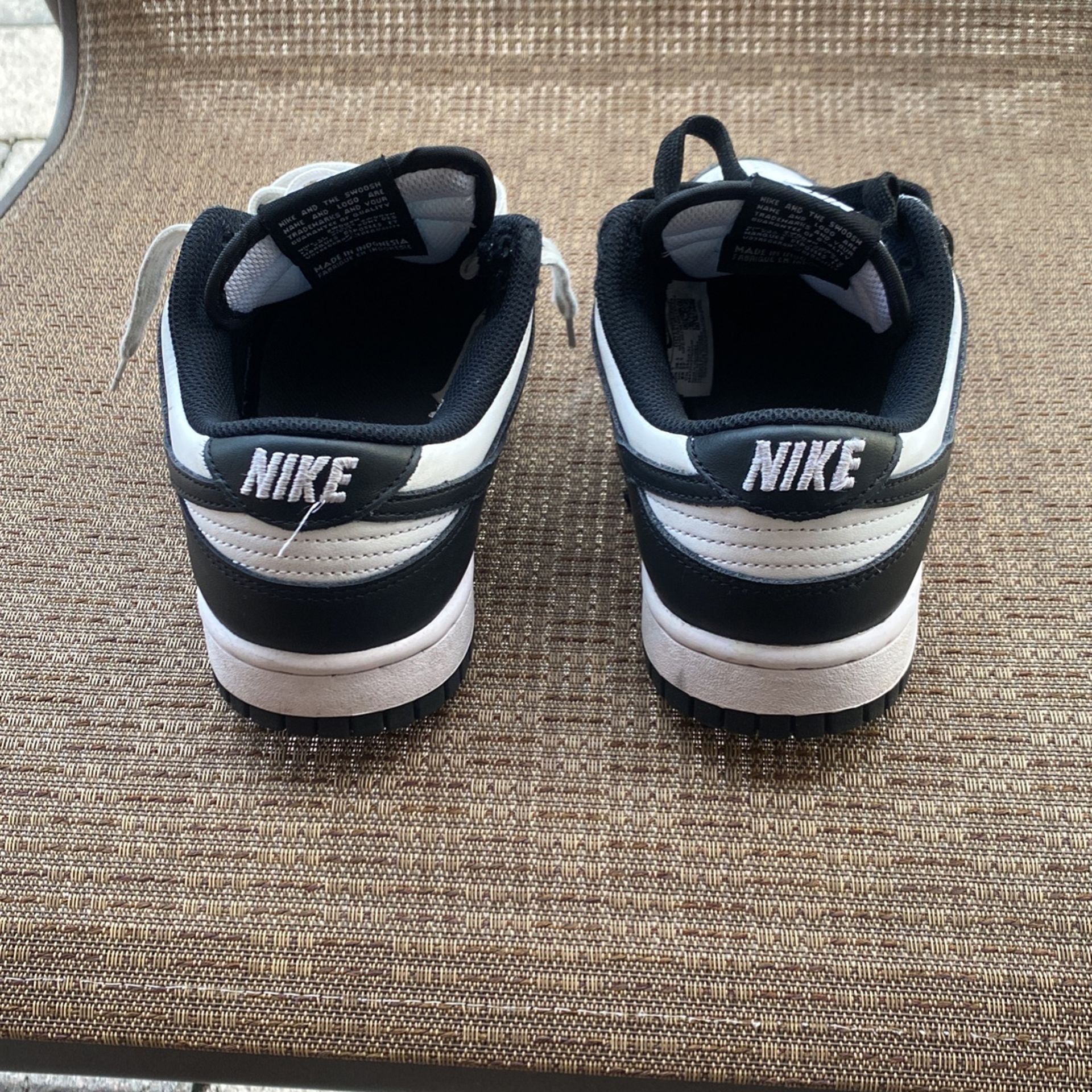 Nike Shoes 7.5