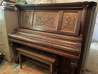 Vintage Piano