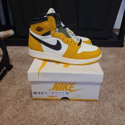 Air Jordan 1 Retro High 