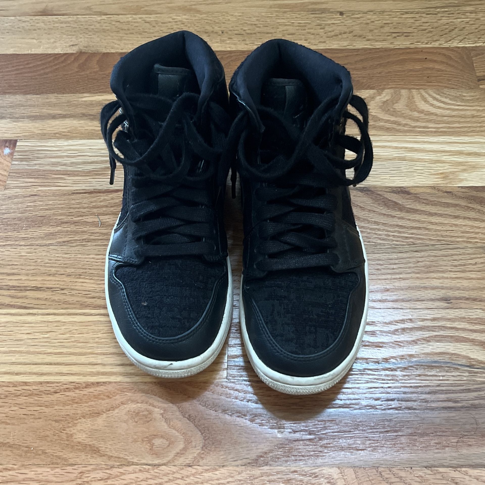 Black Nike Air Jordan’s