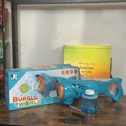 Bubble full cannon gun, comes from 5 holes, comes with bubbles
