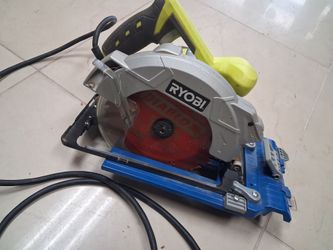 Ryobi CSB1351 Corded Electric 7-1/4 in. (184 m) 120V~60Hz-14A no 5000/min Circular Saw with Laser Guide