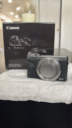 Canon G7X Mark III