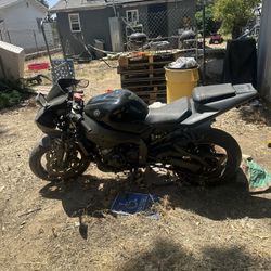 Yamaha R1, 2003