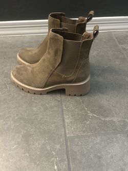 Dolce Vita Boots Ladies Size 9