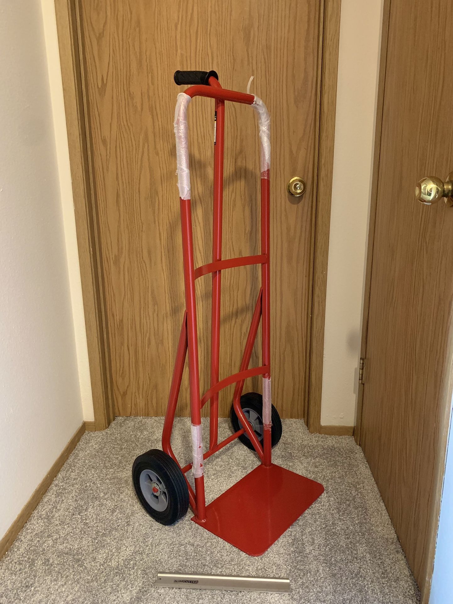 Hand Truck, Harbor Freight Franklin 700 Ib.