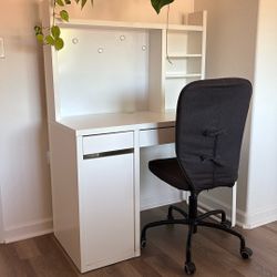 Kids Desk And Chair 