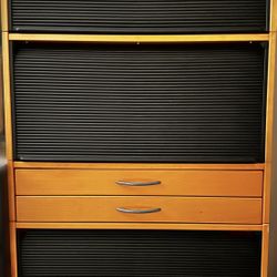 Bookcase 