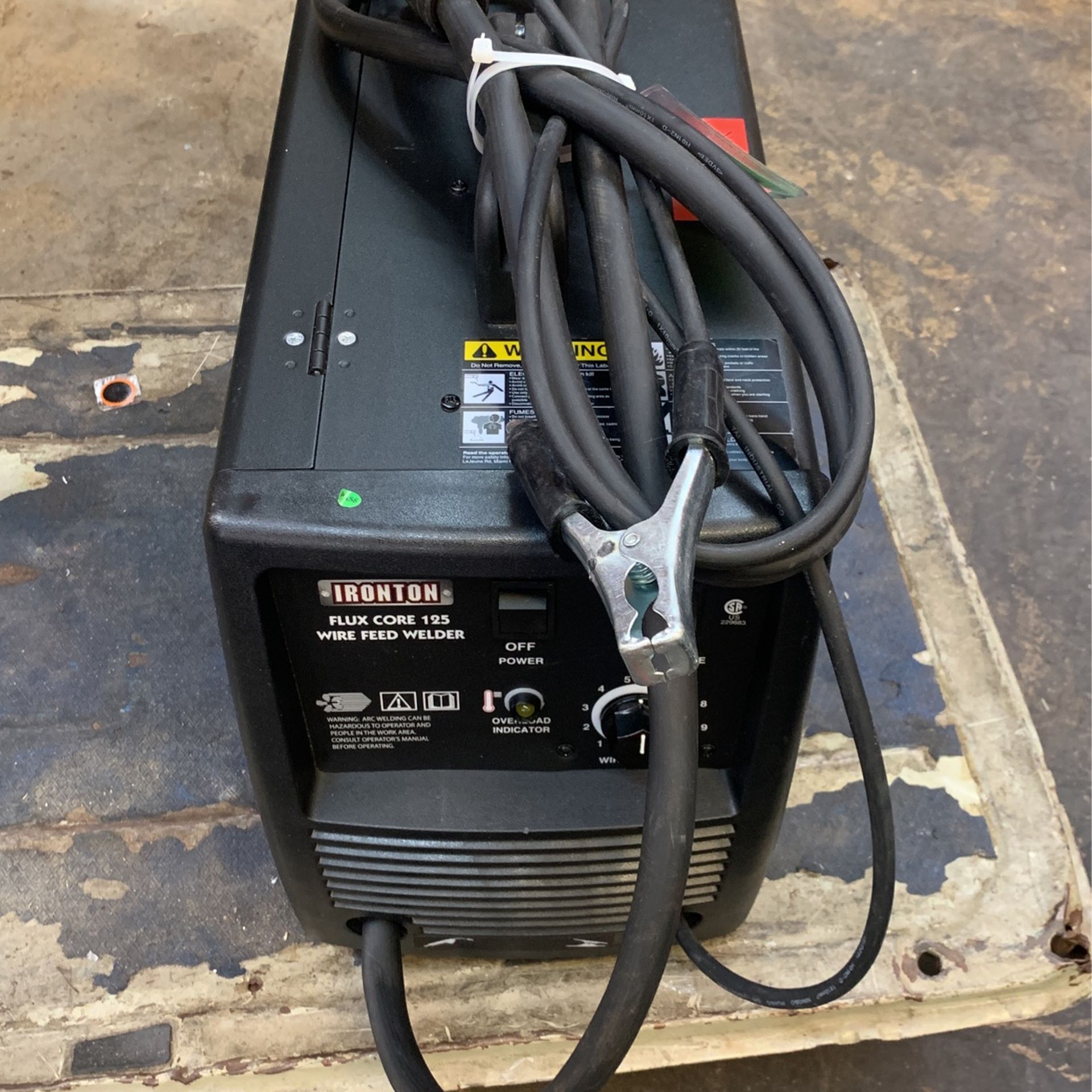 Ironton Flux Core 125 Welder 