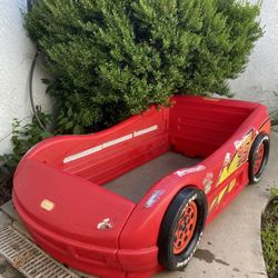 Race Car Bed 