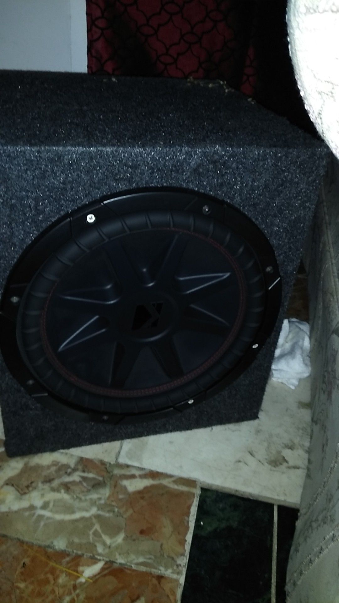 12 inch kicker compVR