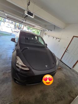 Tesla 2023 Model Y Long Range
