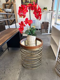 Set of 2 Metal Wood Accent Tables, Woven Gold Base Mirrored Top