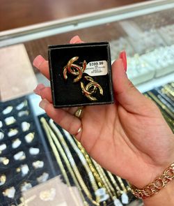 Gold earrings