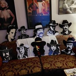 Last Minute Shoppers