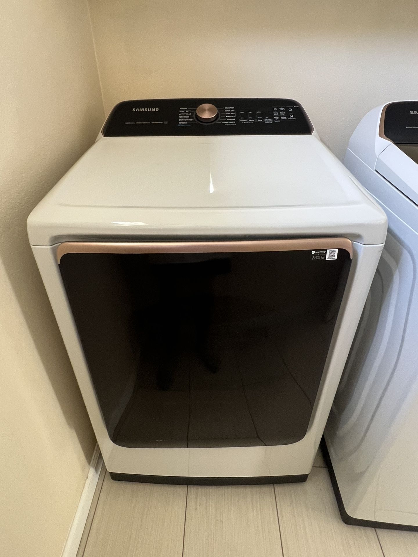 Samsung 7.4 cu. ft. Smart ELECTRIC Dryer