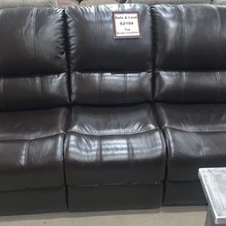 Top Grain Leather Reclining Sofá And Love On Sale Now For Only $1588!!