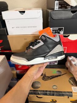 2024 Jordan Black Cement 3s size 12 VNDS
