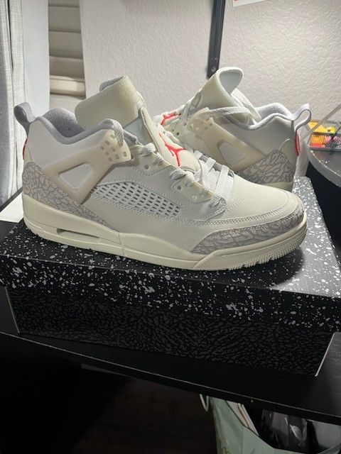 Jordan Spizike "Coconut Milk" Sneaker Size 11