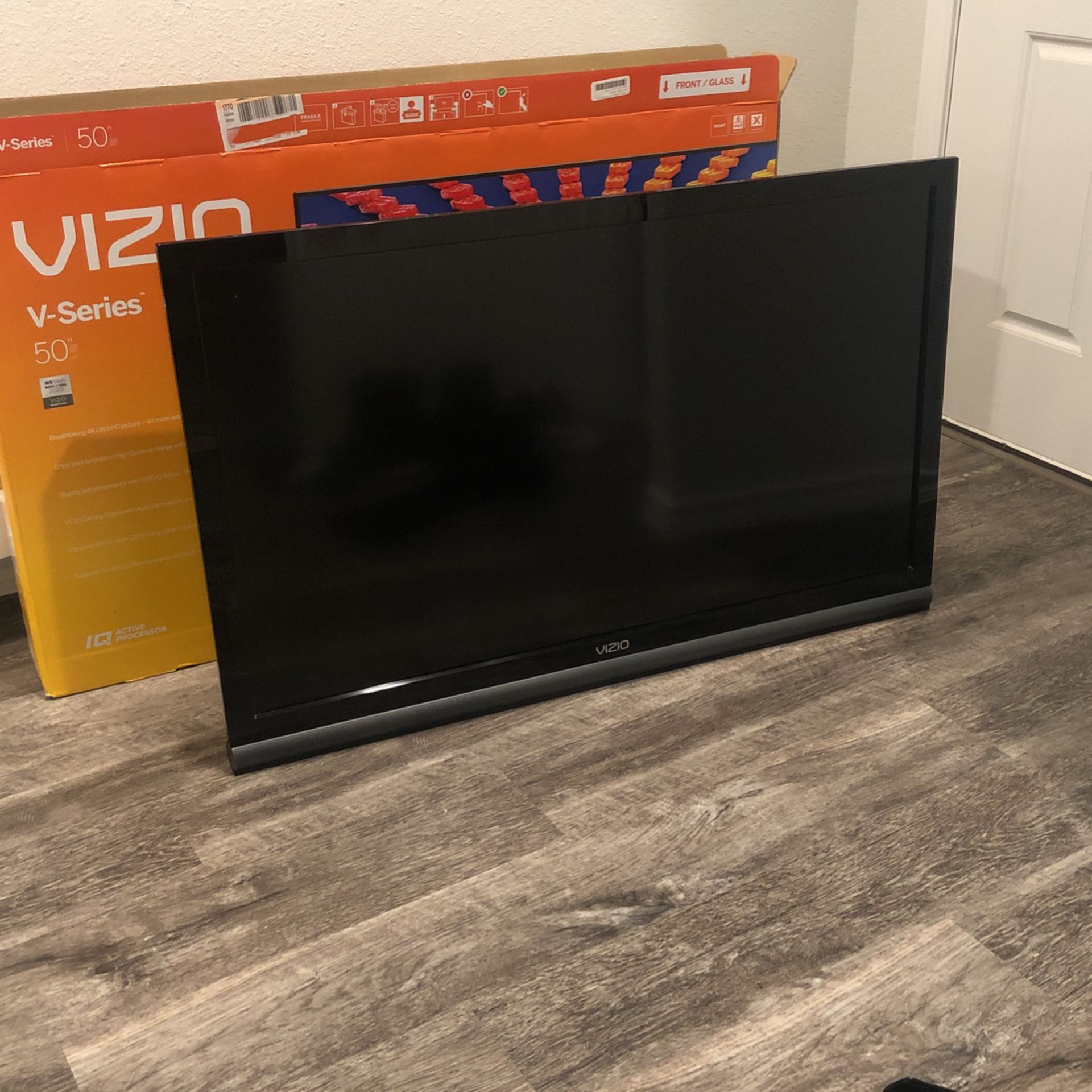 Vizio 49 inch TV