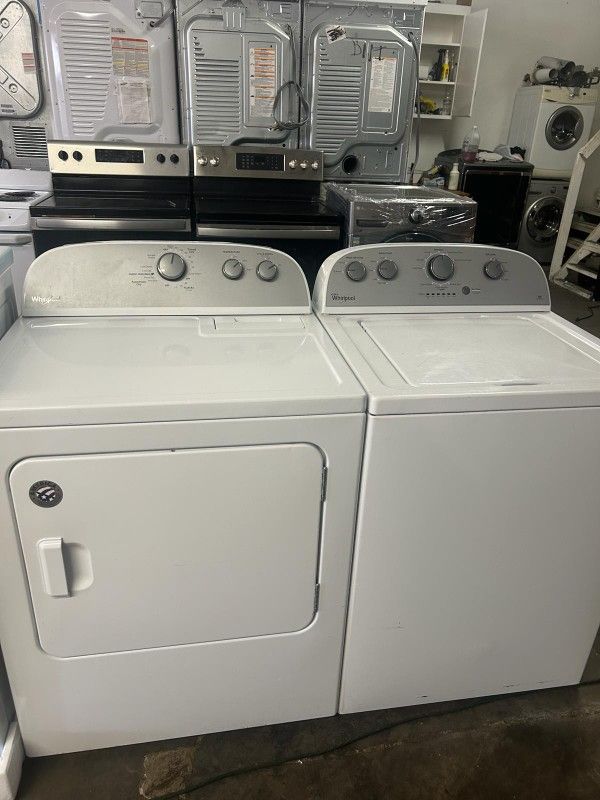 Set Whirlpool Washer And Electric Dryer 