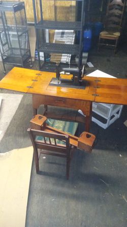 Antique Sewing Machine 
