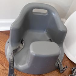 Upseat Baby Seat Grey