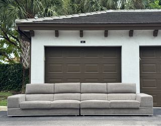 Couch/Sofa Sectional - Perazzi - Delivery Available 🚛