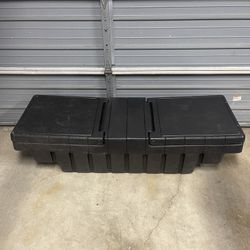 Delta Gull Wing Plastic Truck Toolbox
