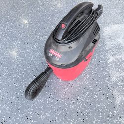 Craftsman 2.5 Gallon Shop Vac 