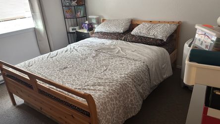 Natural Wood Bed with NEW mattress