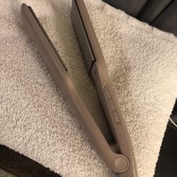 Wet2Straight Hair Straighter And Dryer