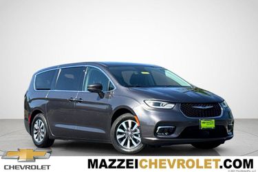 2022 Chrysler Pacifica Hybrid