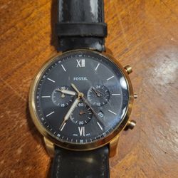 Fossil Chronograph (Missing Crown)